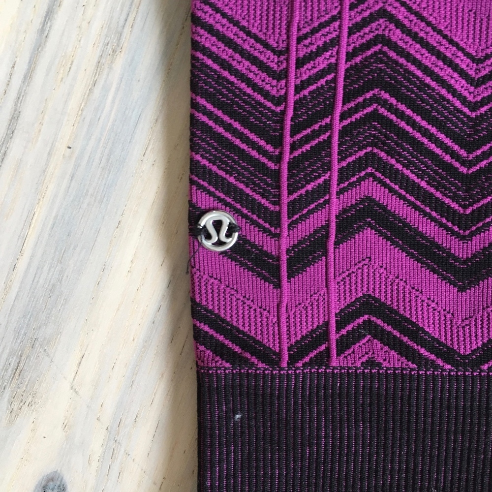 ❌SOLD❌Lululemon Intarsia Knit Cropped Leggings - Picture 5 of 6